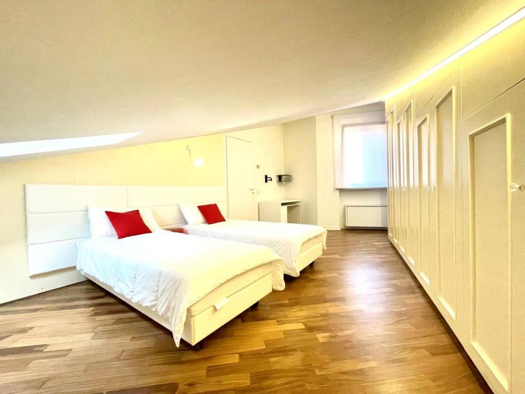 Domus Verona - Ampia Moderna Casa Su 2 Piani Nel Cuore Di Верона Экстерьер фото