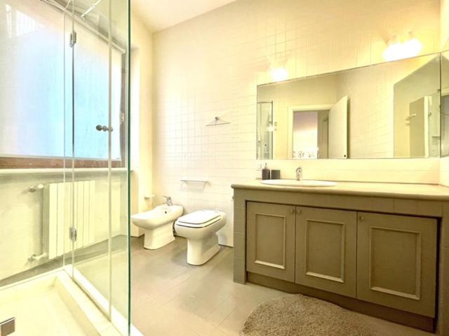 Domus Verona - Ampia Moderna Casa Su 2 Piani Nel Cuore Di Верона Экстерьер фото